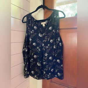 LOFT outlet V-neck sleeveless blouse